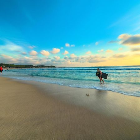 Super Oyo 3118 Maxi Budget Kuta  Bagian luar foto